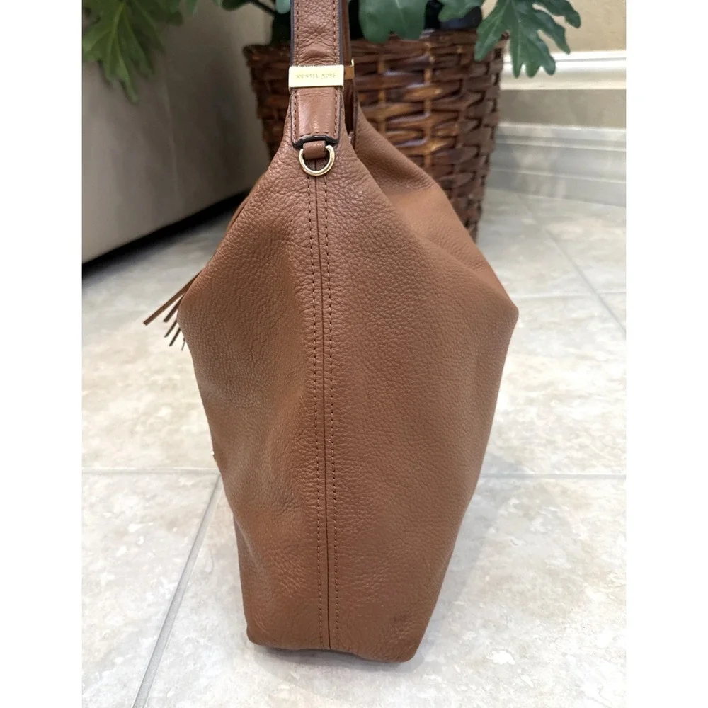 Michael Kors Slouch Purse Shoulder‎ Bag Tassel Brown Leather Hobo Boho Festival